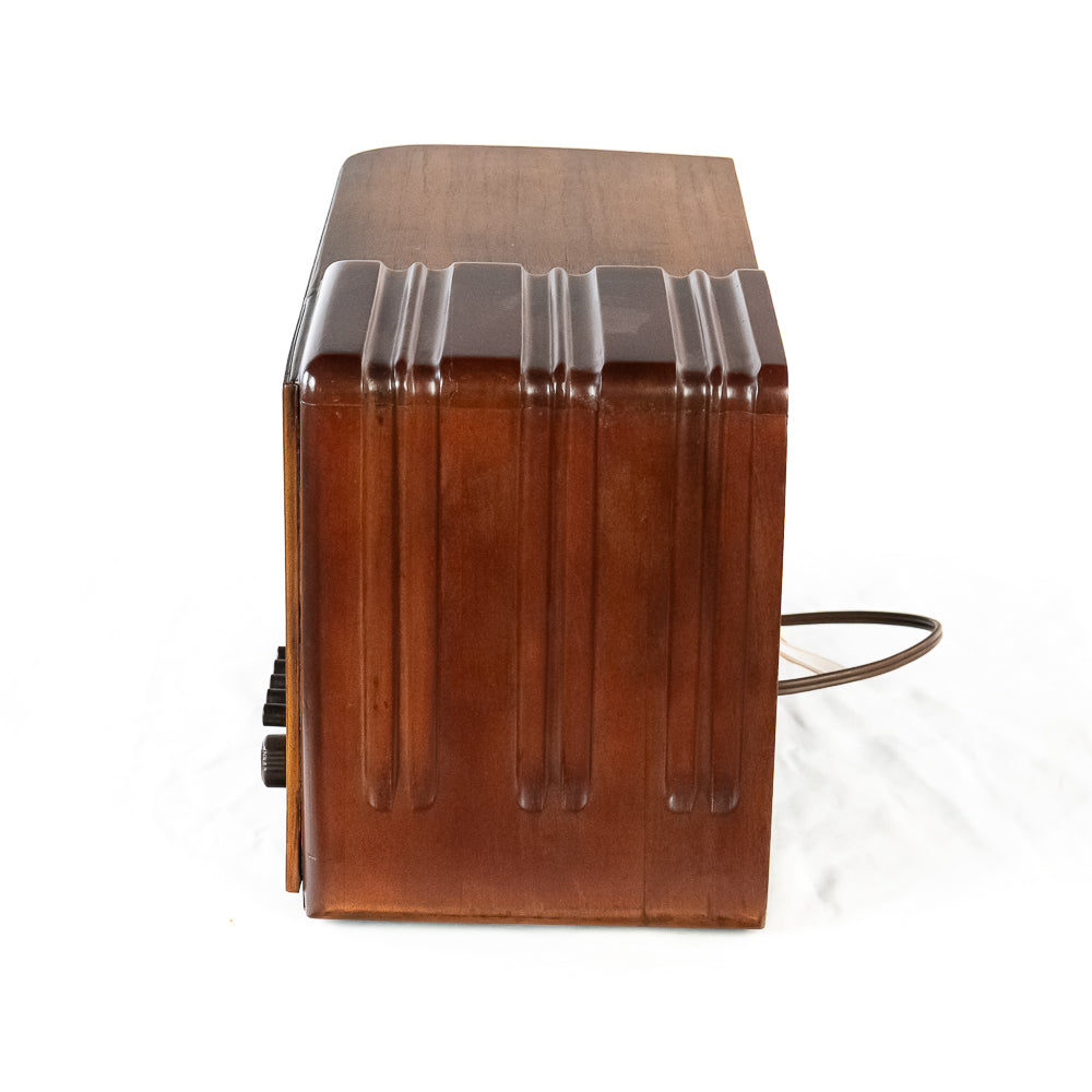 Firestone Air Chief Radio R-313-A (1939)(wood tube table radio) - Free Shipping