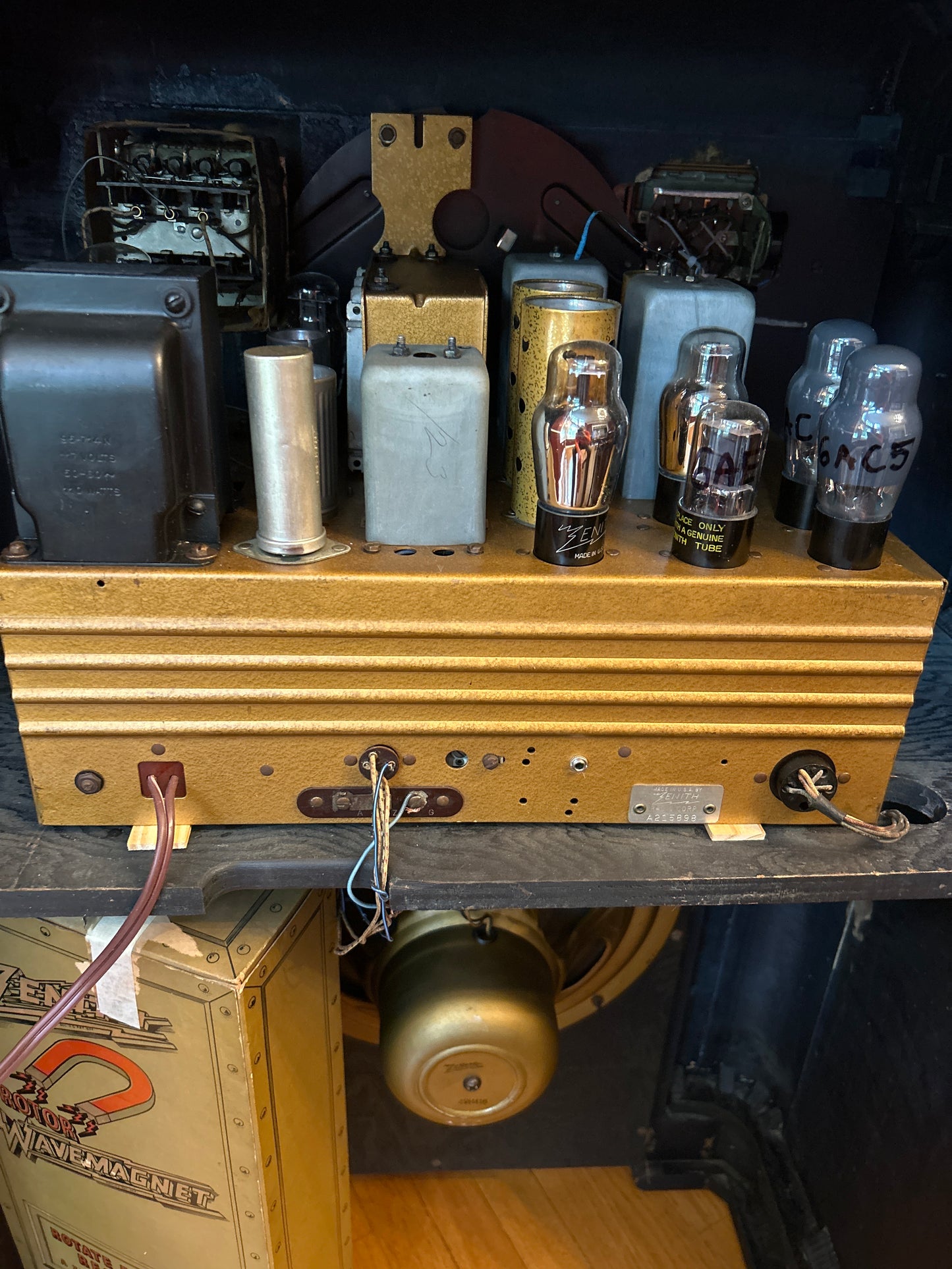 (Copy) 1941 Zenith Tube Amp Console – Free Shipping Included