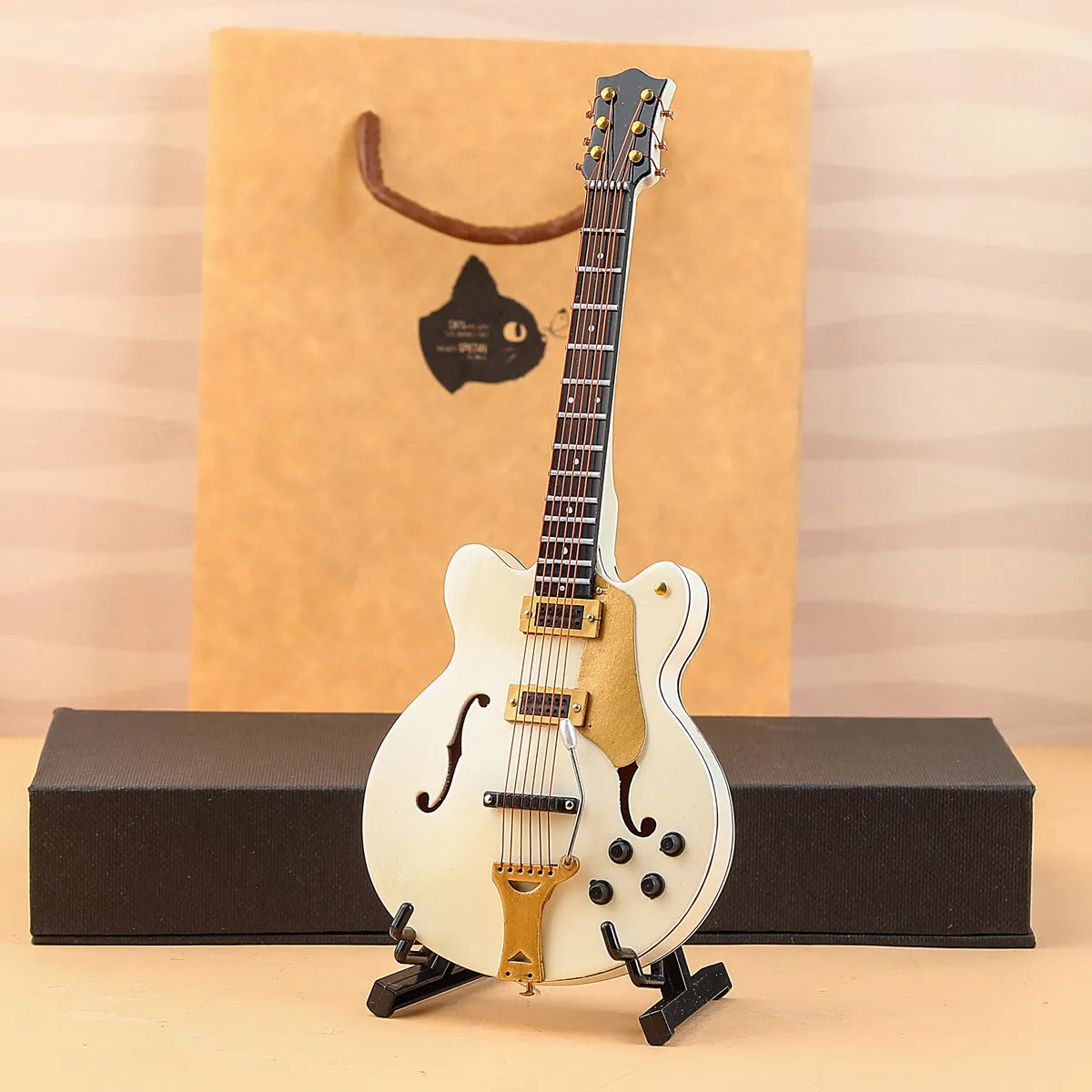 miniature-electric-guitar.jpg