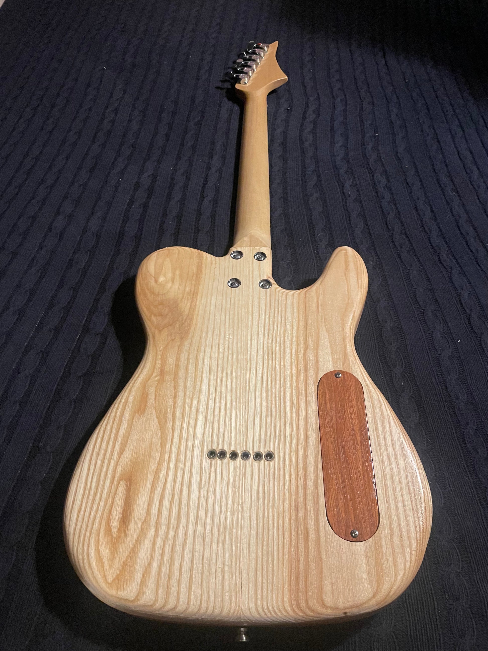 LEFTY Skateboard Guitar – Tele Shape, Cherry & Ash