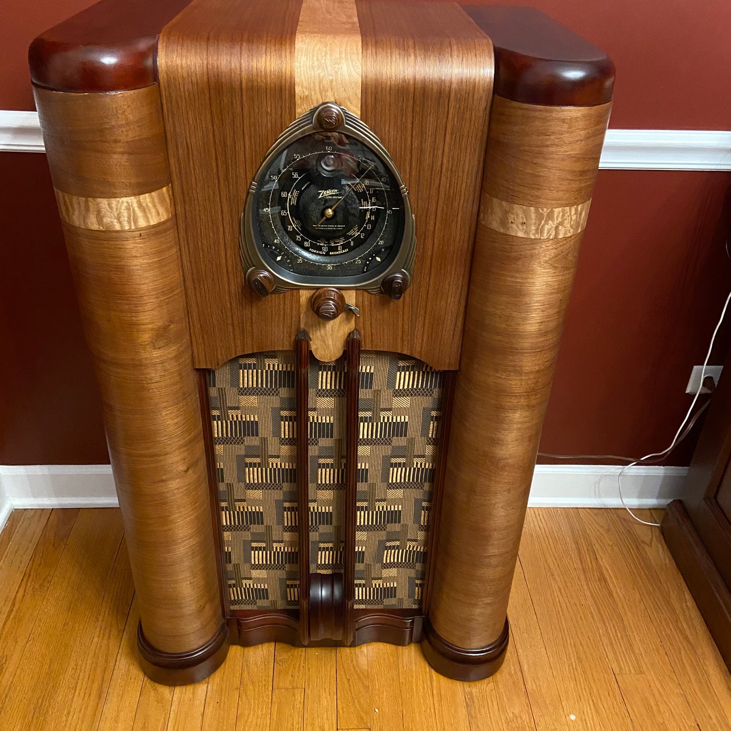 Zenith Radio 9s262 "Robot Dial"
