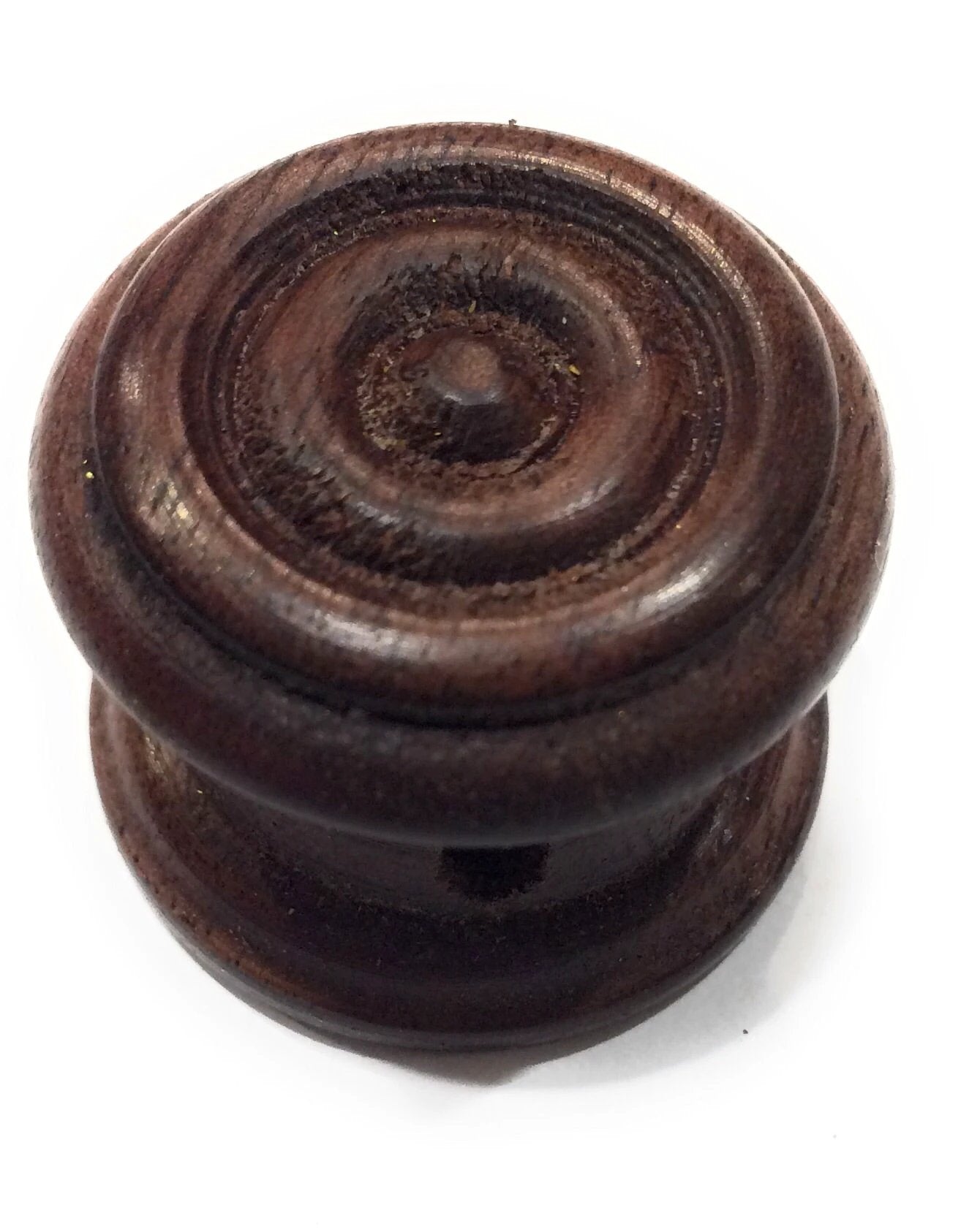 Fada Walnut Radio Knob