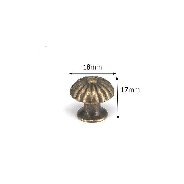 drawer pulls antique brass
