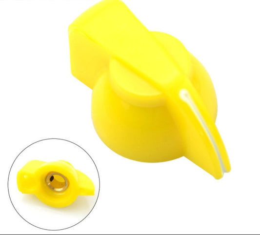 yellow Chicken head knob for guitar amplifier or electric guitar, vintage-style plastic control knob with 6.35mm shaft hole and set screw for secure fit