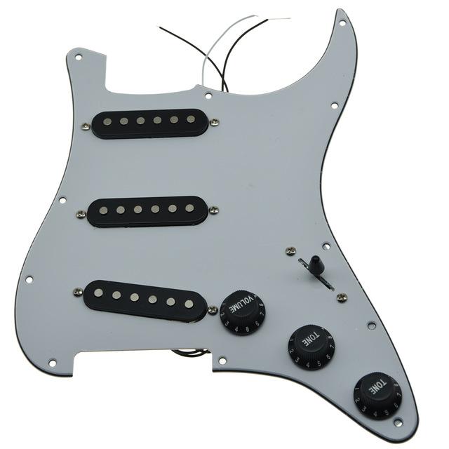 Strat Pickguard Custom Strat Pickguard Custom Big River Hardware White 3 Ply-BK