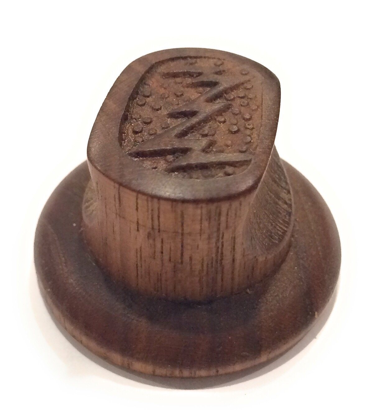 Zenith Small Pinch Solid Wood 1938 Reproduction Radio Knob Knob Big River Hardware