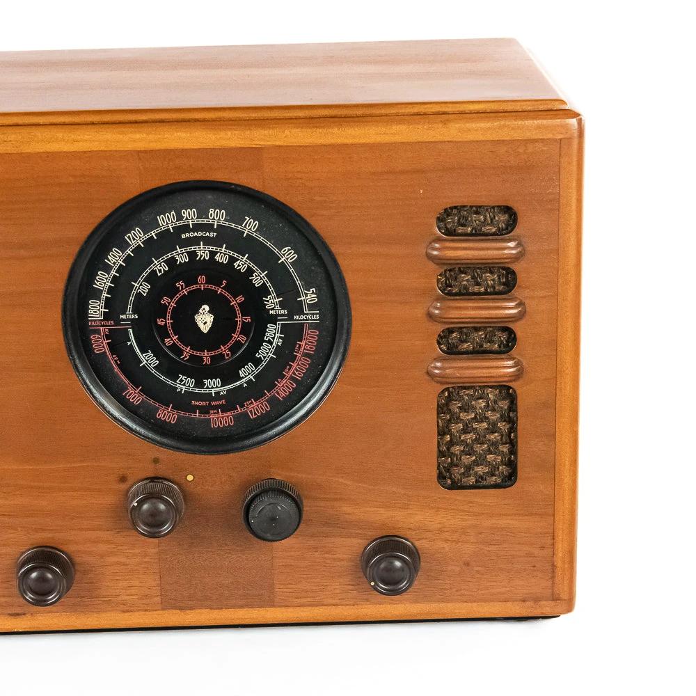 American Bosch 660-T Radio | Rare Restored Collectible – Big River