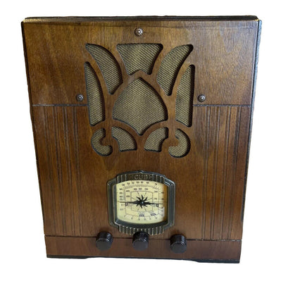 RARE VTG  GAMBLE-SKOGMO CORONADO CUB TOMBSTONE TUBE RADIO 578 WORKS!