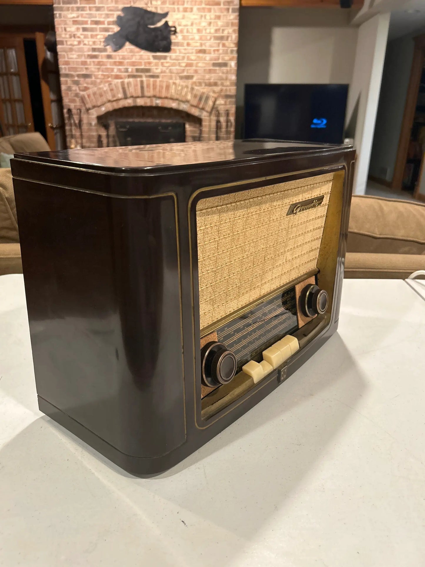 Grundig 945 WE Bluetooth Tube Radio – Restored German HiFi