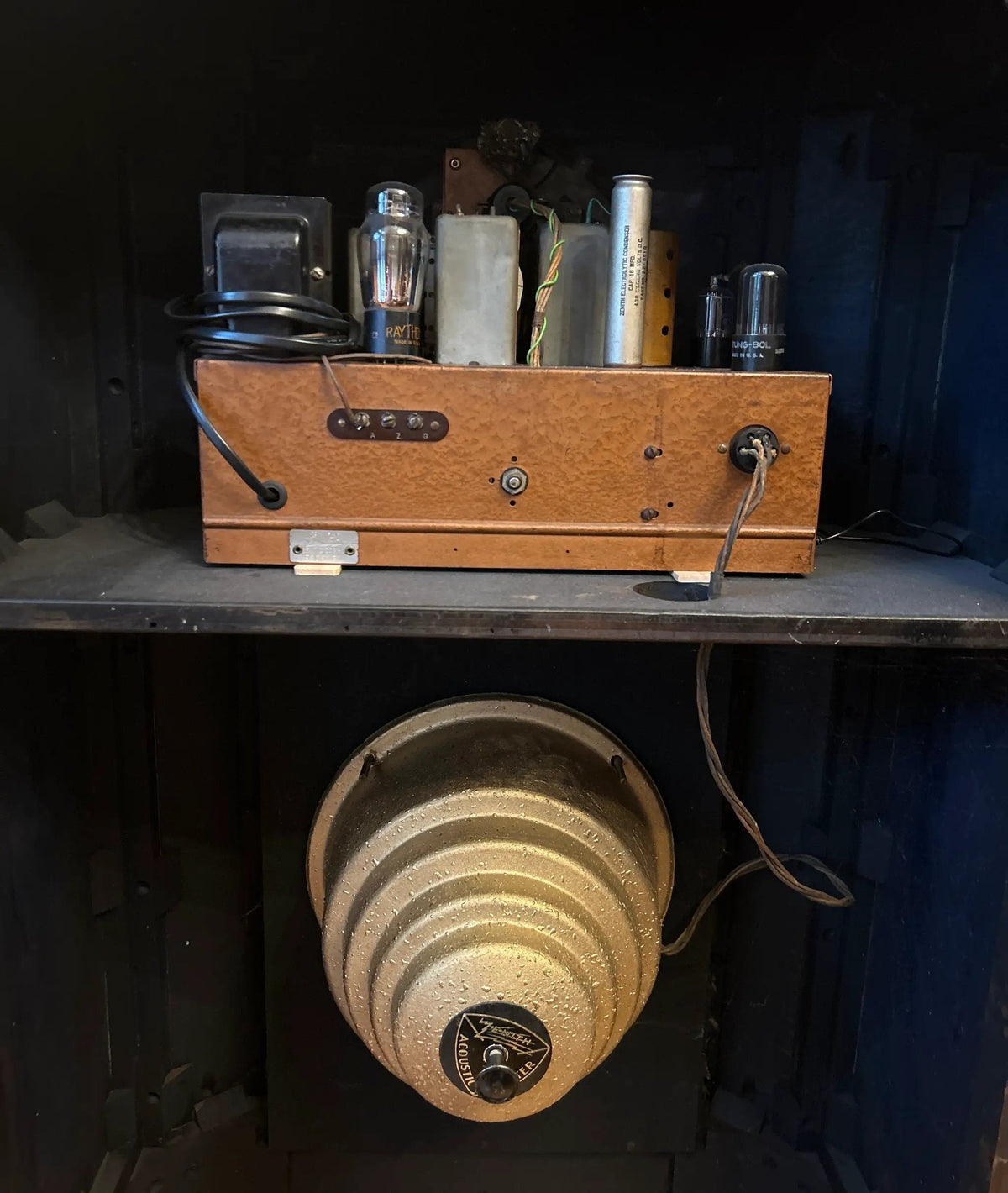 amplifier for record player