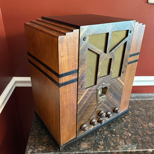 Zenith Model 288 Tombstone Radio (1934)