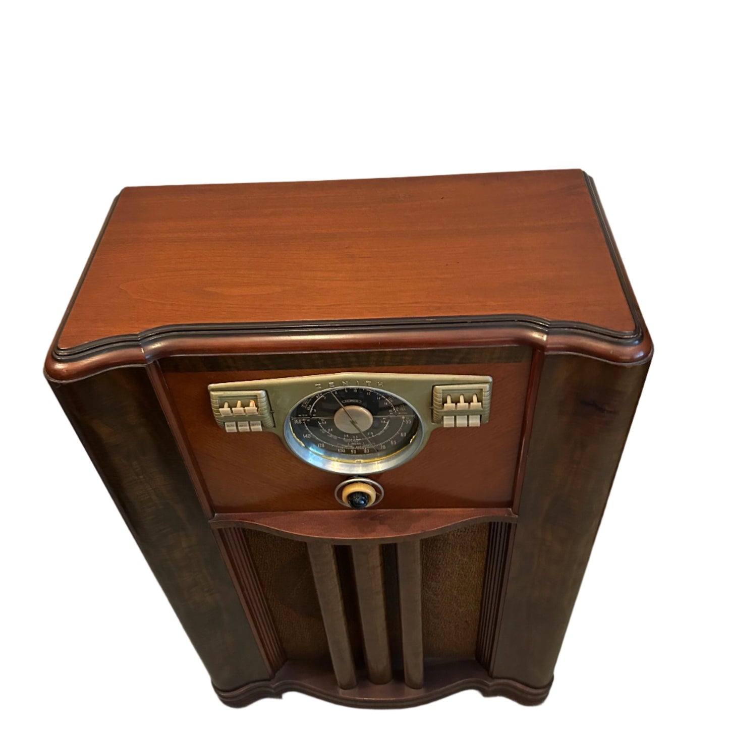 Old Zenith Radio  10-S-566 Console (1941)