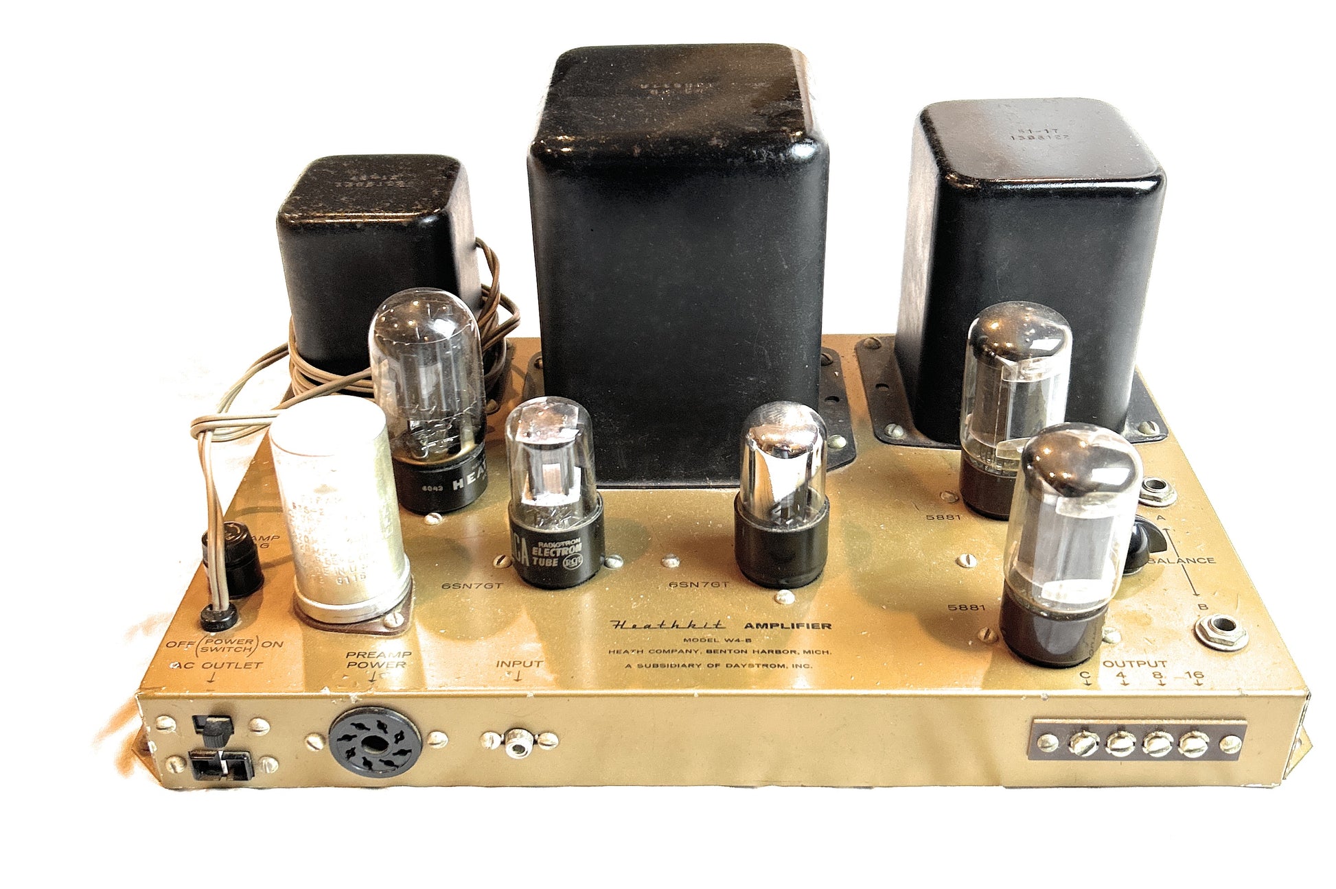 Heathkit Tube Amplifier Model W-4B ( fairly rare )