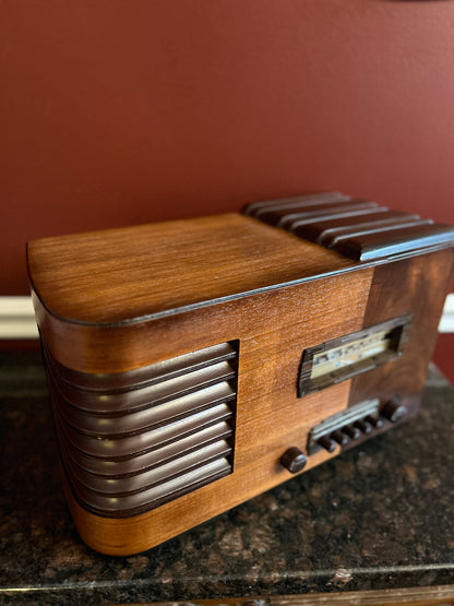 Firestone Air Chief Radio  R-313-A (1939)(wood tube table radio)