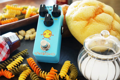 Chorus delay reverb pedal