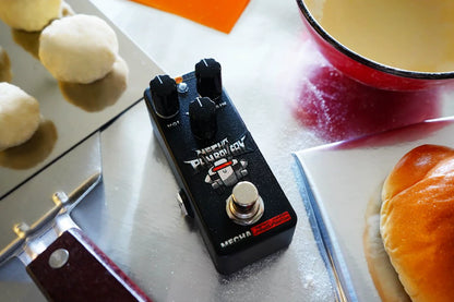 Chorus delay reverb pedal