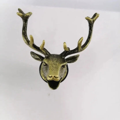 Big River Hardware Zinc Alloy Animal Head Wine Pourer - Deer Elk Lion Designs for Stylish Bar Accessories and Wine Enthusiasts