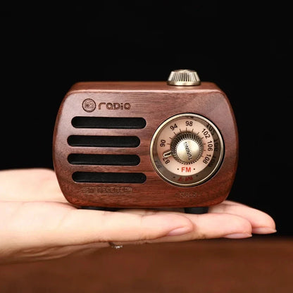 Big River Hardware Vintage Retro FM Radio with Bluetooth 5.0