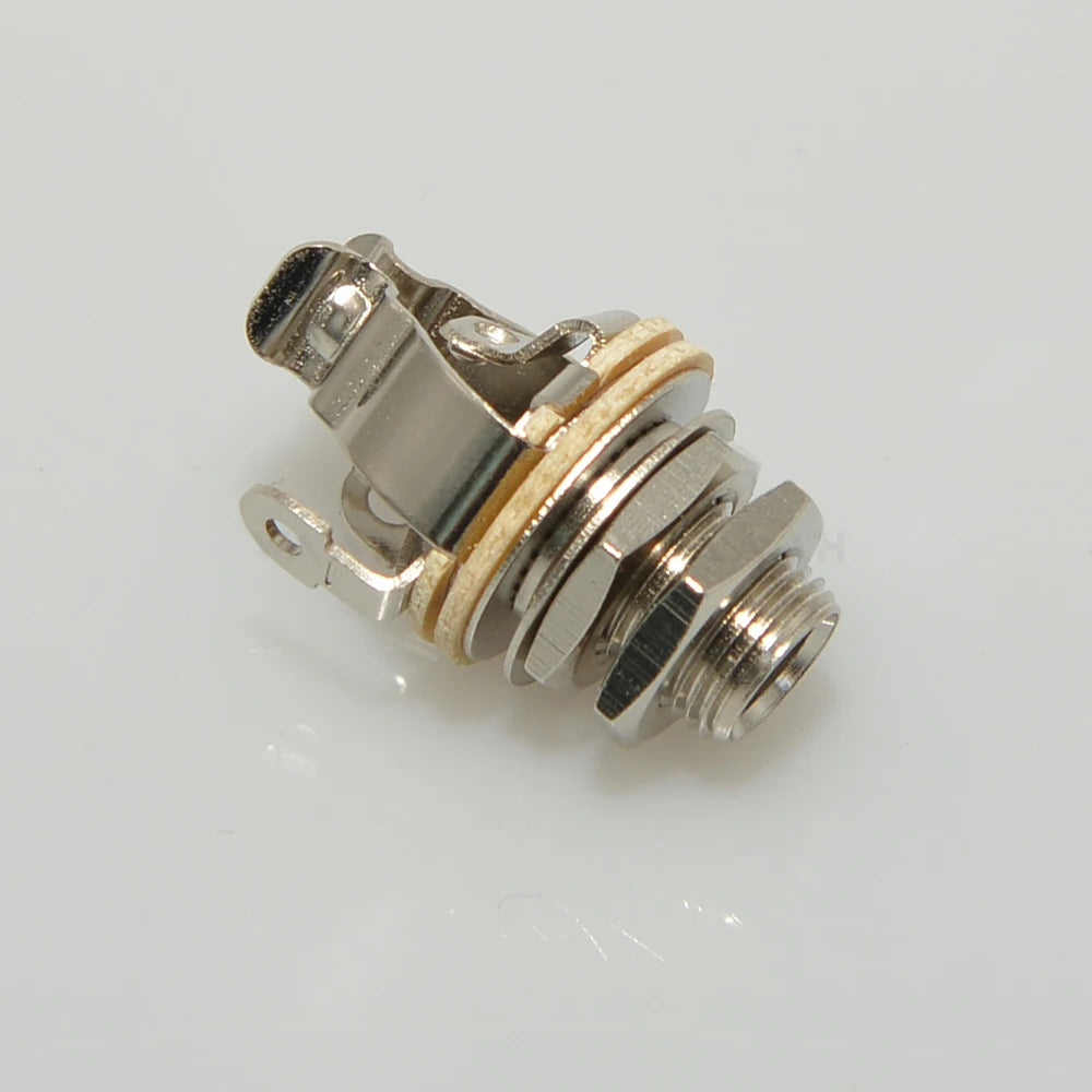 High-Quality BRH Chrome Plated Guitar Output Jack with Easy Soldering and Reduced Noise for Musicians