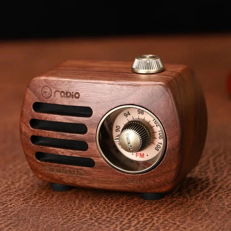 Big River Hardware Vintage Retro FM Radio with Bluetooth 5.0