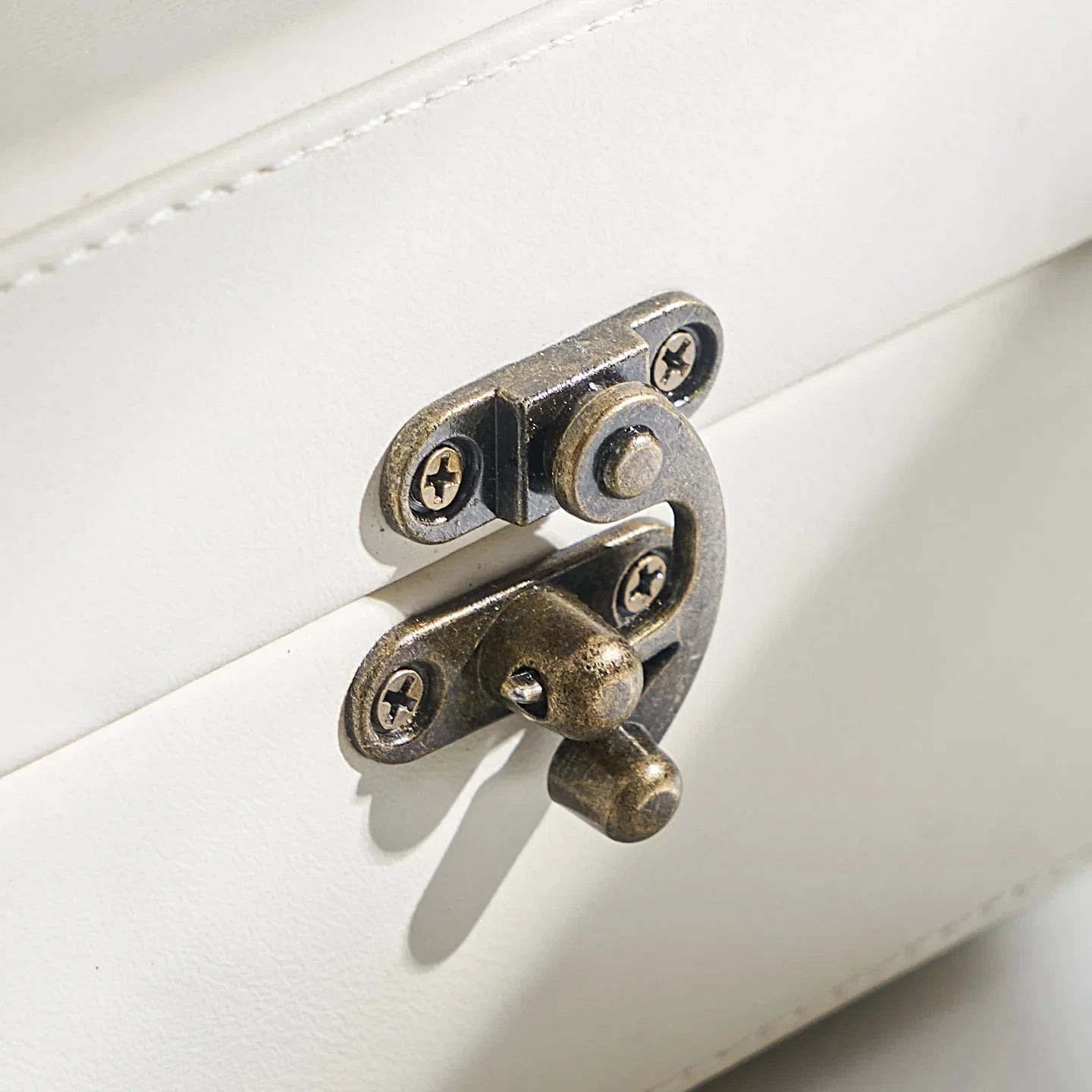 Big River Hardware Vintage Retro CD Player with Bluetooth Connectivity