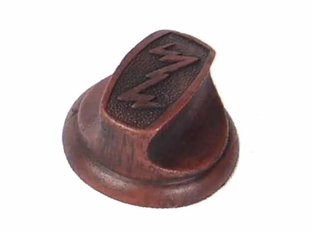 Zenith wood-style reproduction radio knob, K08, 1-3/8 inch diameter