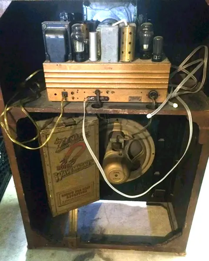 vintage radio antenna