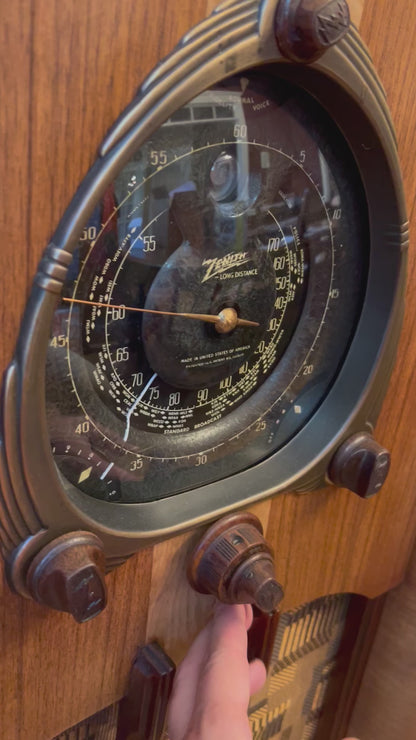 Zenith Radio 9s262 "Robot Dial"