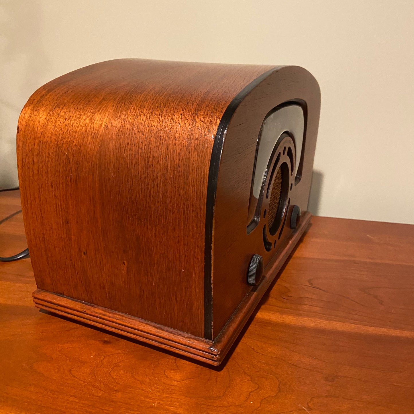 Zenith Radio Model 6D2614