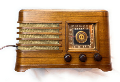 Vintage Radio Wooden Case Model 56tc Am/sw 