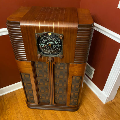 antique radio