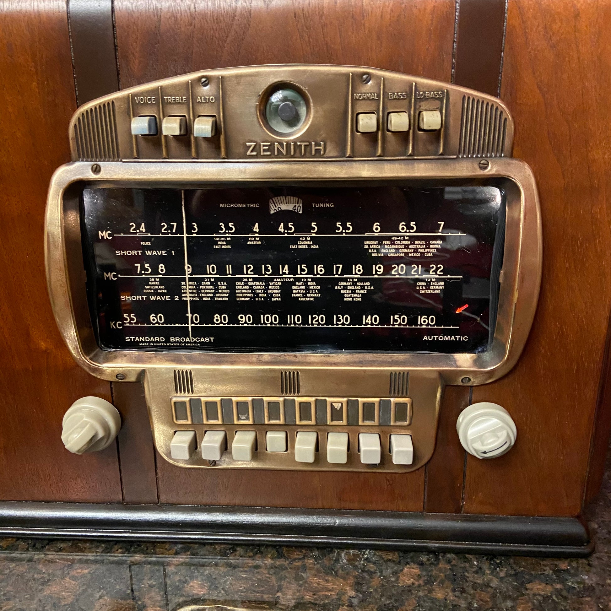 vintage zenith radio