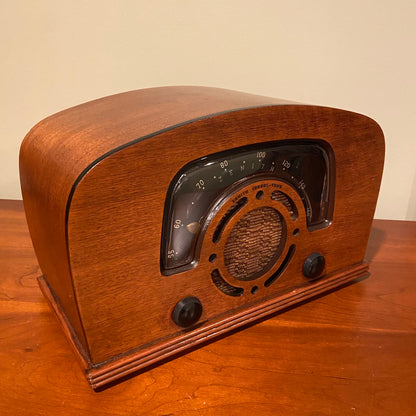 1942 Zenith Radio Model 6D2614