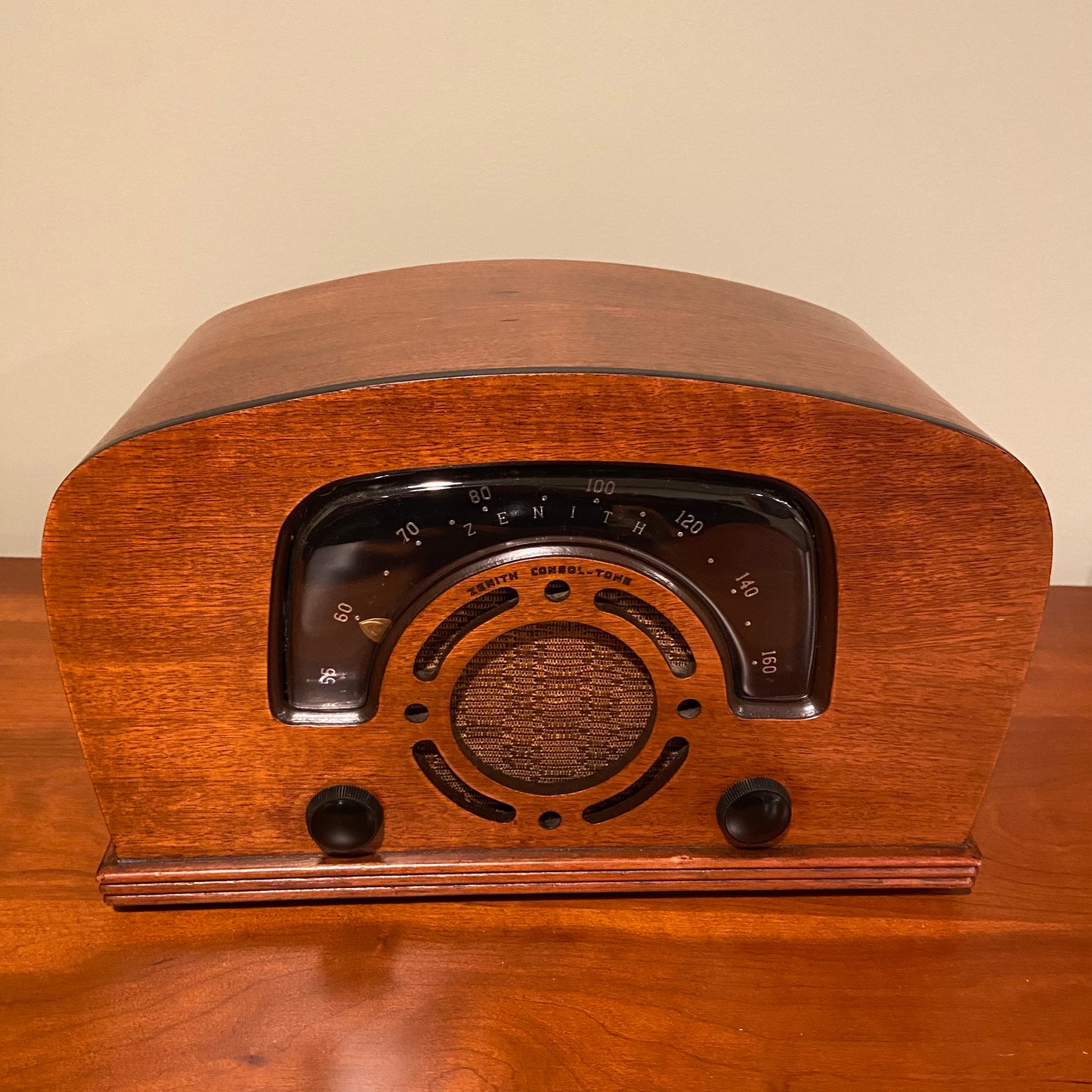 Zenith Radio Model 6D2614