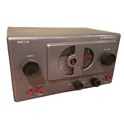 Nostalgic Hallicrafters S38-C Receiver