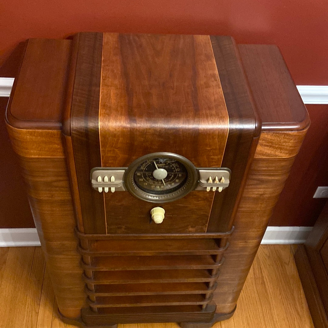 Zenith 10S464 Console (1940)