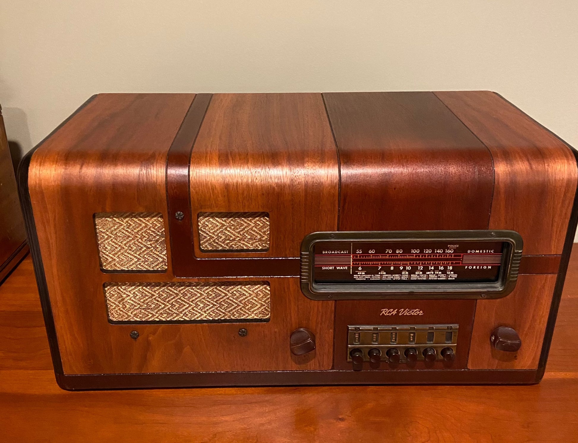 RCA Victor Radio (1938)