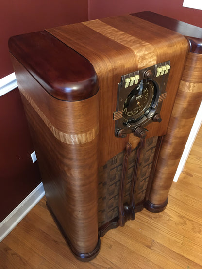 Zenith Radio 9s365  Art Deco Radio Shutter Dial Stars and Bars