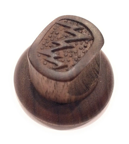 Zenith Small Pinch Solid Wood 1938 Reproduction Radio Knob Knob Big River Hardware 1/2" 